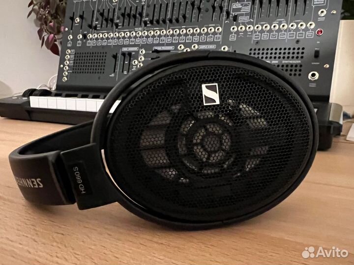 Sennheiser HD 660S