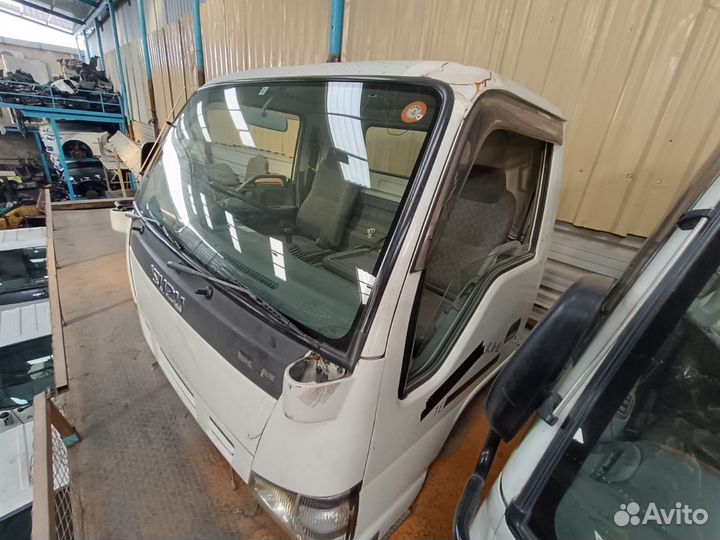 Кабина isuzu