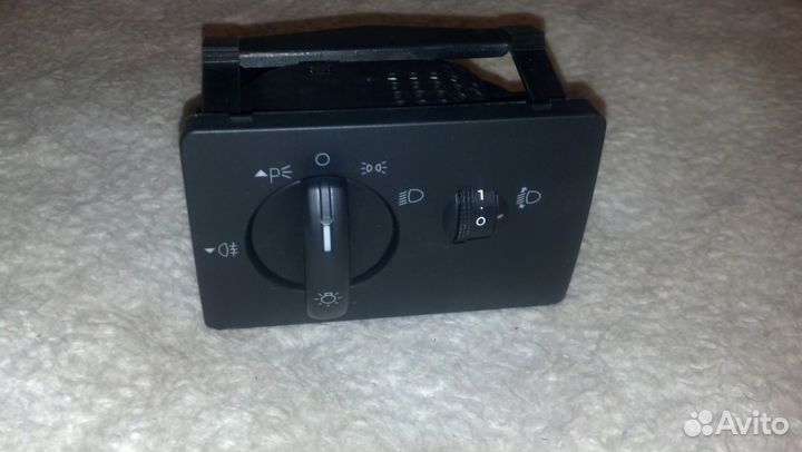 Центральный переключатель света Ford Focus 2