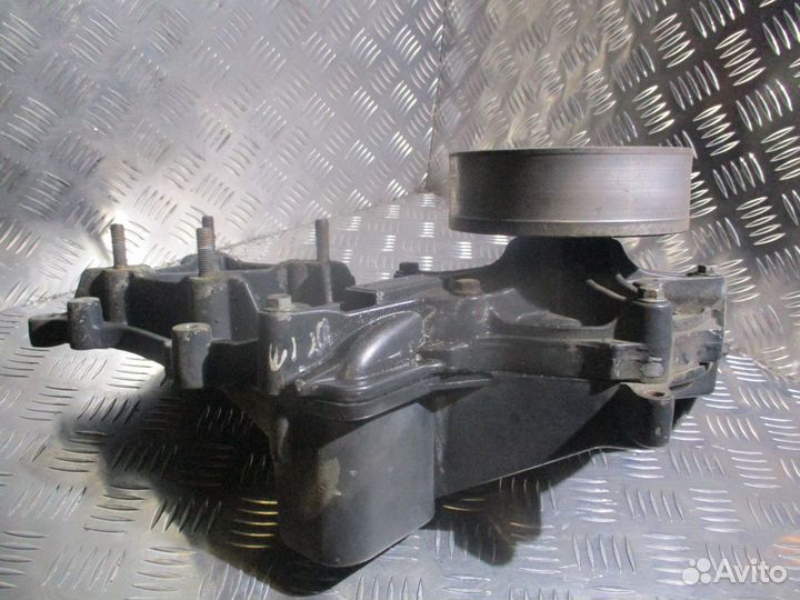 Корпус помпы renault 7420539530