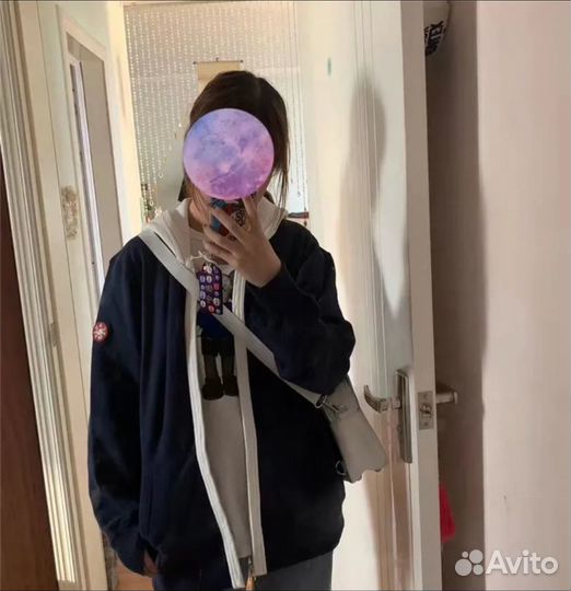 Толстовка на доставке