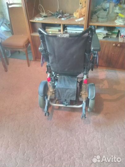 Инвалидная коляска с электроприводом б/у