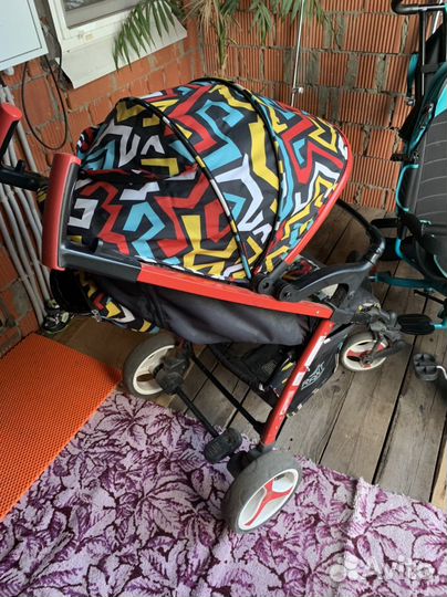 Прогулочная коляска