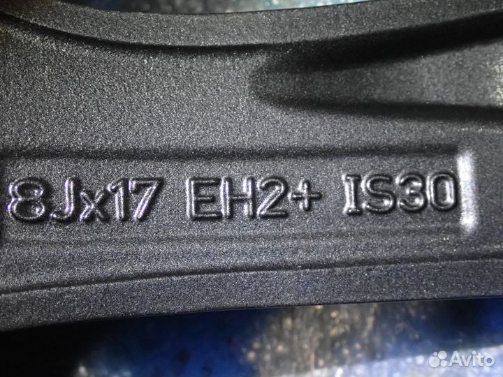 Комплект дисков R17 BMW 5-серии f10 оригинал