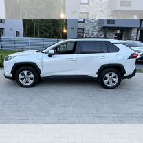 Toyota RAV4 2.5 AT, 2021, 158 000 км, с пробегом, цена 1 560 000 руб.