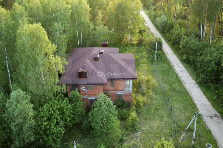 Дом 300 м² на участке 22,5 сот.