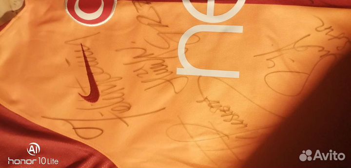 Футбольная форма Galatasaray с автографами