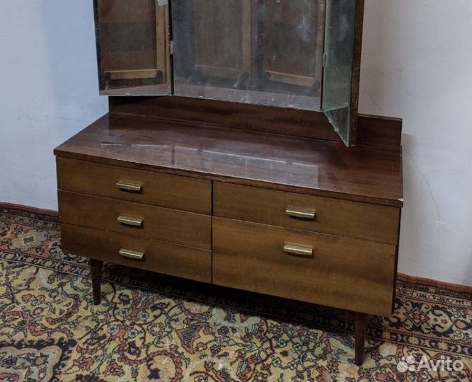 Комод трюмо трельяж тумба с зеркалом ретро СССР