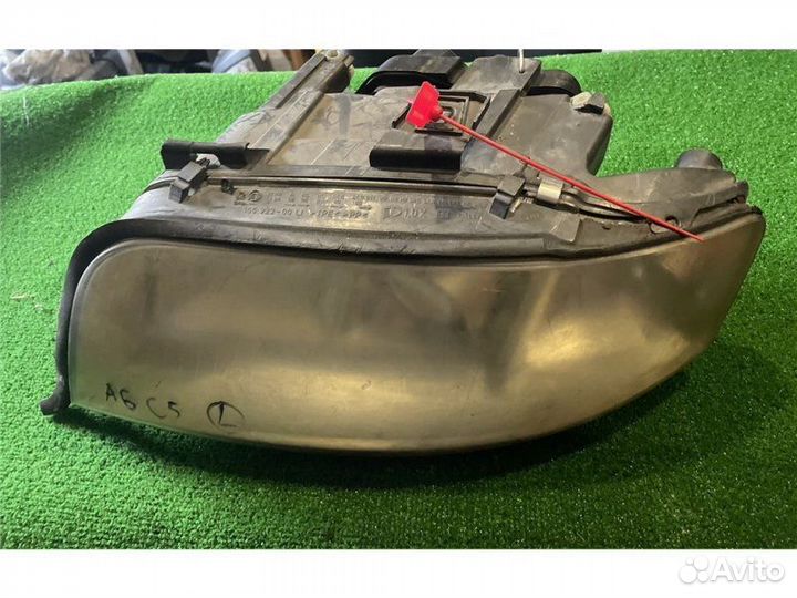 Фара левая Audi A6 2.5 1999