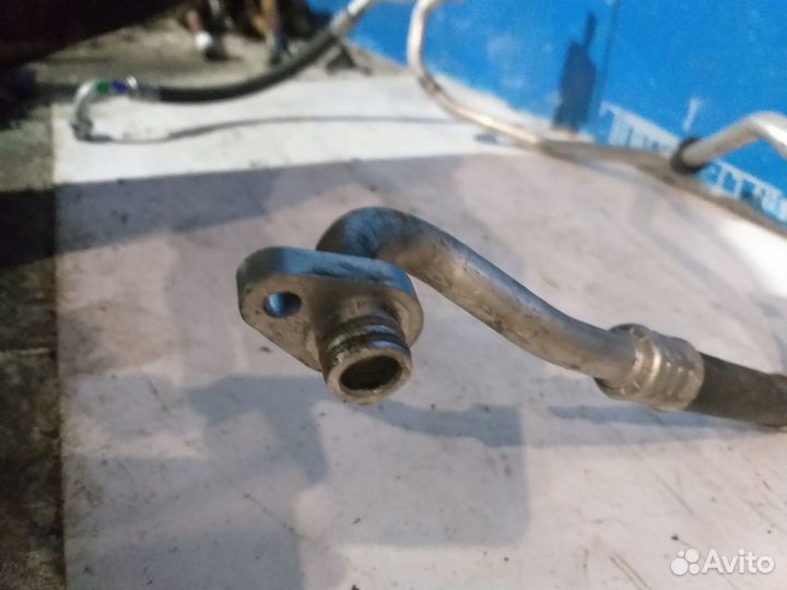 Трубка кондиционера(толстая) Пежо/Ситроен