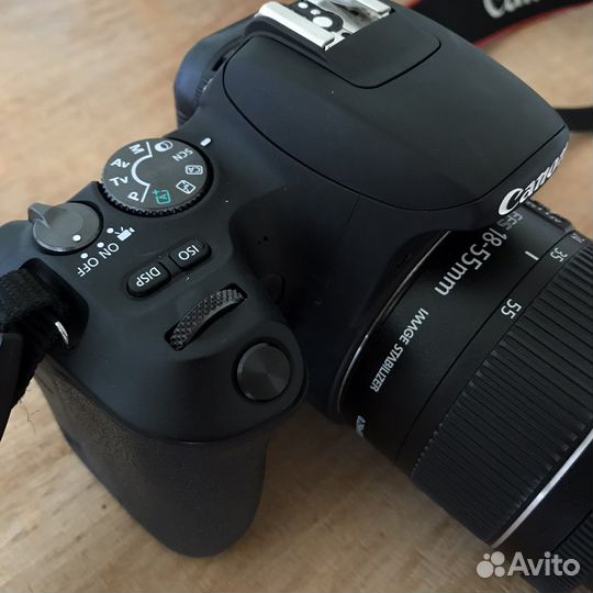 Canon EOS 200D Kit EF-S 18-55mm f/4-5.6 IS STM