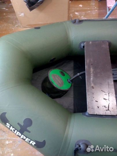 Лодка Skipper пвх с мотором