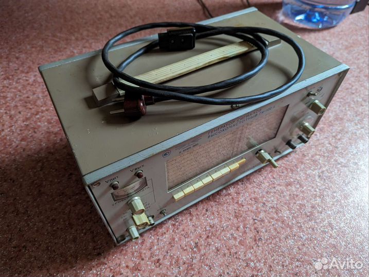 Генератор сигналов высокочастотный Г4-102А