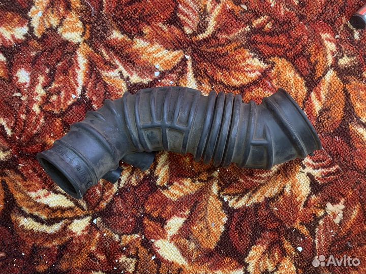 Патрубок воздушного фильтра