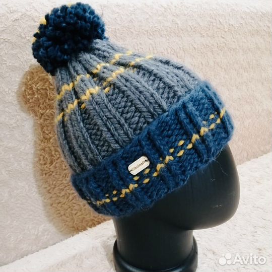 Вязаные шапки ручной работы