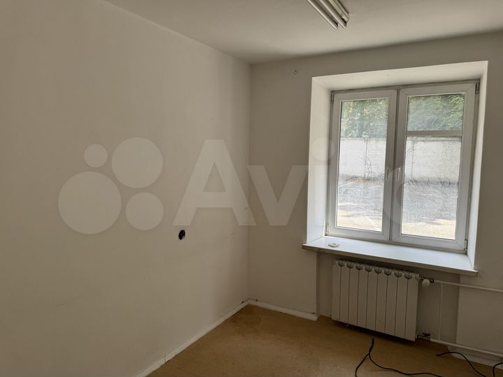 4-к. квартира, 97,3 м², 1/9 эт.