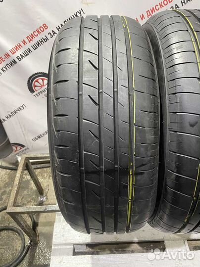 Bridgestone Playz PX-RV II 215/55 R17 94V