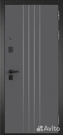 Дверь входная с зеркалом