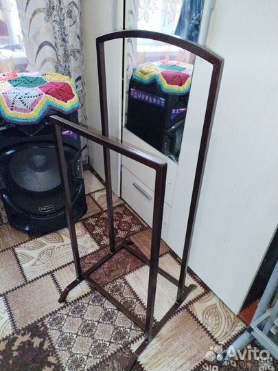 Вешалка напольная