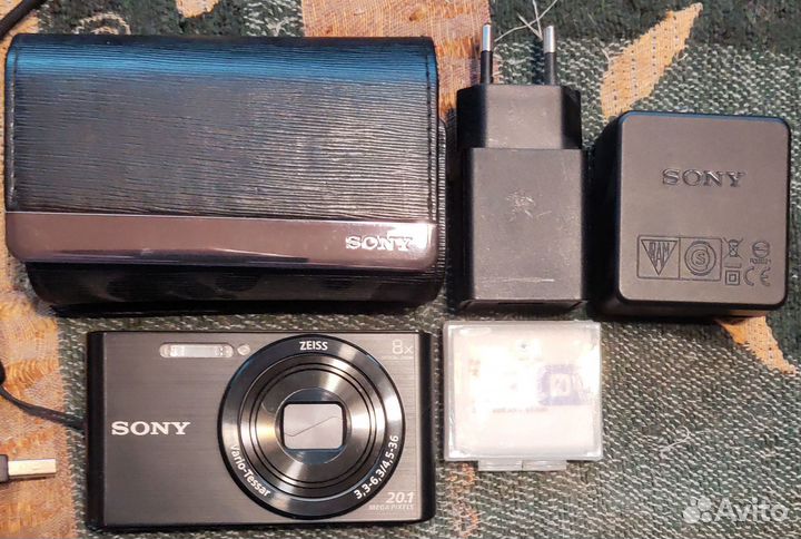 Фотоаппарат Sony Cyber-shot DSC-W830.zeiss