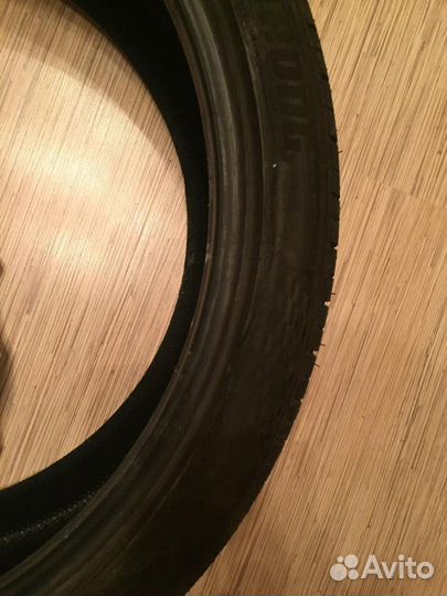 Armstrong Blu-trac HP 245/35 R20