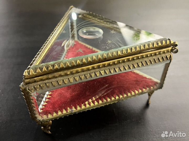 Шкатуока антикварная ракета звезда планета