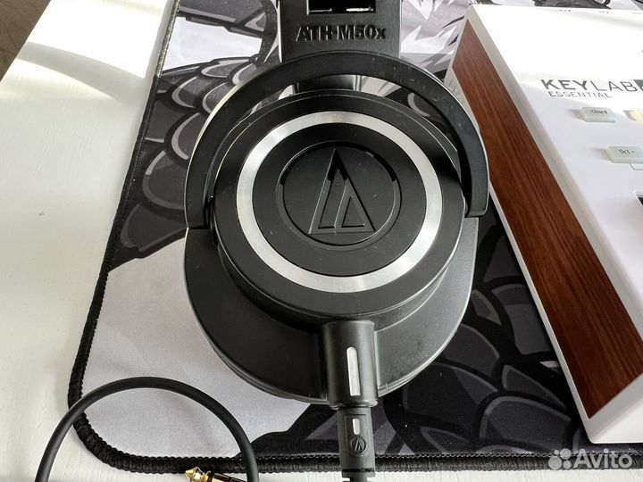 Мониторные наушники Audio-Technica ATH-M50x