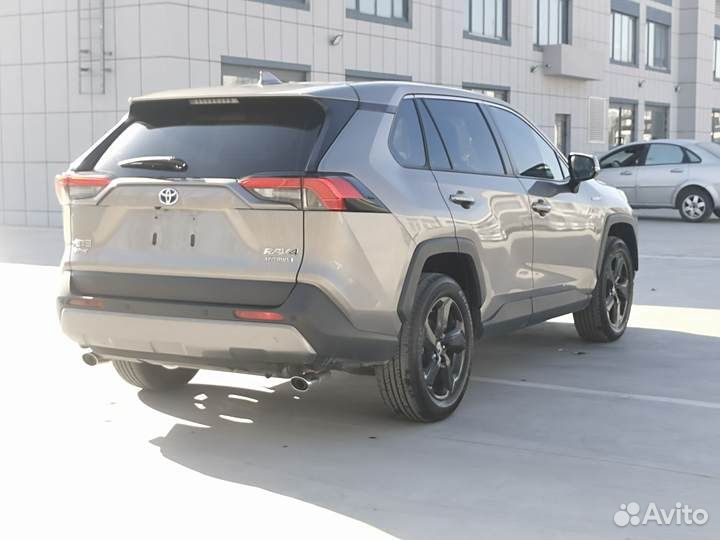 Toyota RAV4 2.5 CVT, 2022, 20 000 км