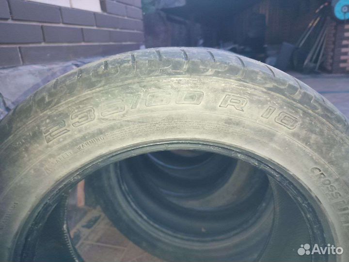 Continental CrossContact UHP E 235/60 R18 103V