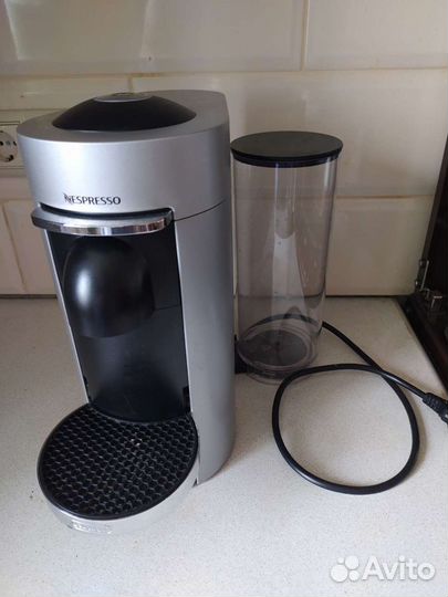 Кофемашина Nespresso Vertuo Plus