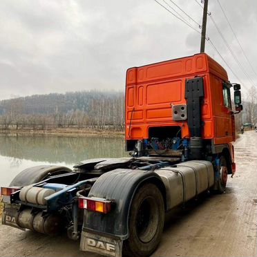 Седельный тягач DAF XF, 1999