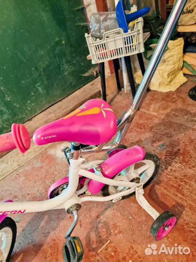 Детский велосипед с родительской ручкой