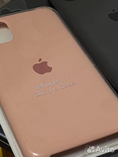 Чехол на iPhone 11