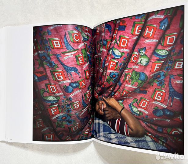 Альбом Mary Ellen Mark. Exposure. The Iconic Photo