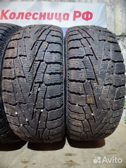 Roadstone Winguard WinSpike SUV 235/65 R17