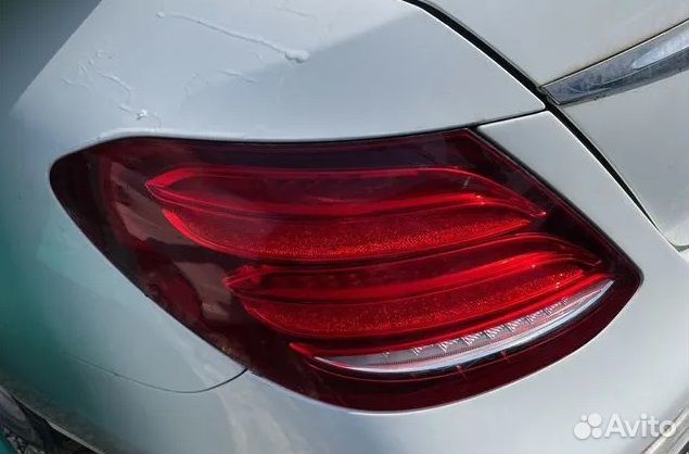 Фонарь задний левый правый Mercedes W213