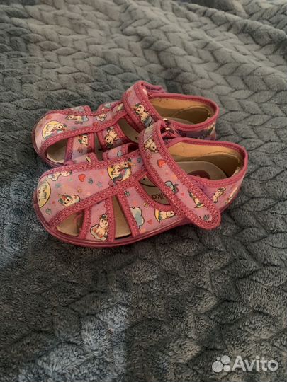 Босоножки для девочки 25 размер