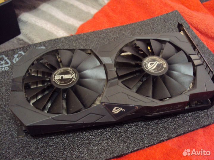 Asus ROG Strix Radeon RX570 OC 8GB