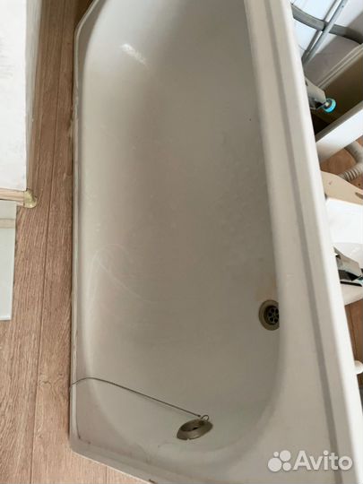 Ванна чугунная