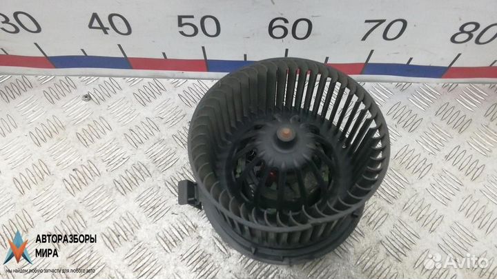 Моторчик печки Dacia Sandero 2009