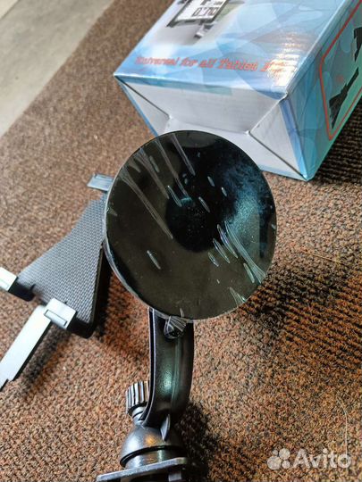 Держатель для планшета в машину