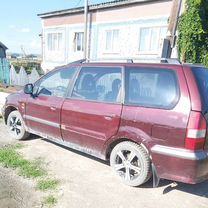 Mitsubishi Space Wagon 2.4 MT, 1999, 300 000 км, с пробегом, цена 150 000 руб.