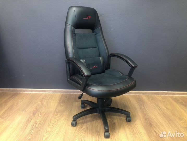 Компьютерное кресло. Кресло руководителя