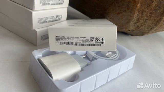 Быстрая зарядка для iPhone 20w + кабель