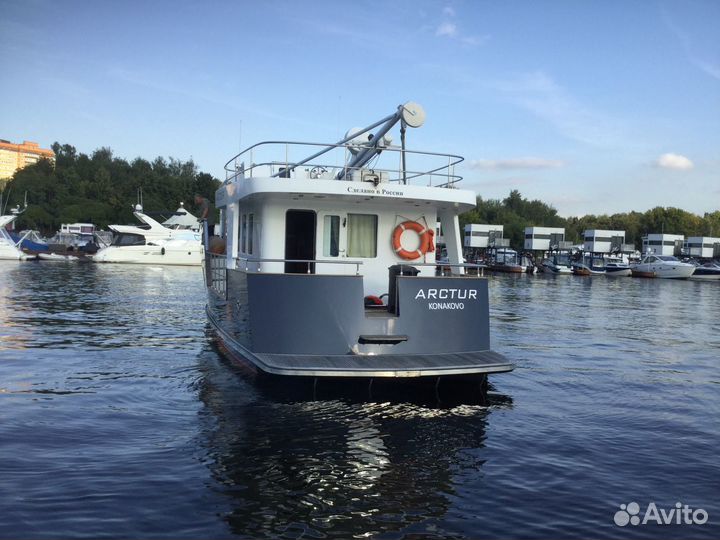 Яхта Траулер Polar Star M56