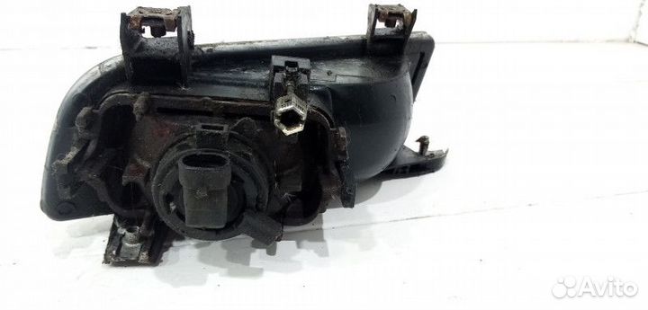 Правая противотуманная фара Saab 9-5 1