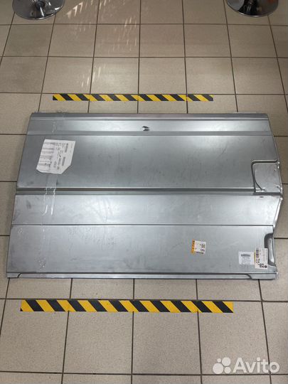 P417111w панель двери левая volkswagen T4