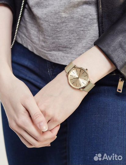 Armani exchange часы
