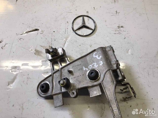 Крепление Мерседес ом651