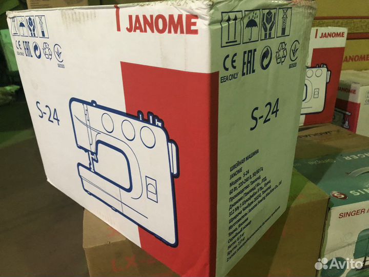 Швейная машина Janome S-24
